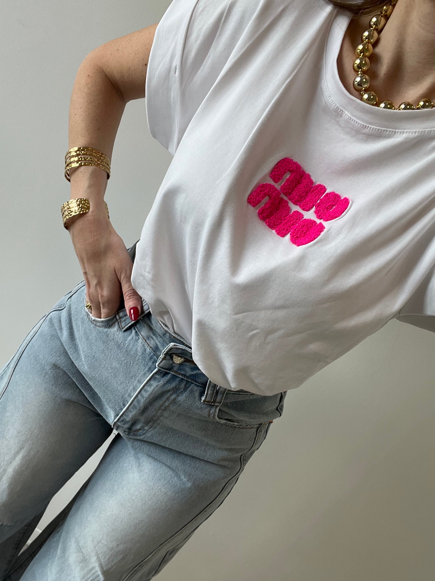 T-shirt boucle