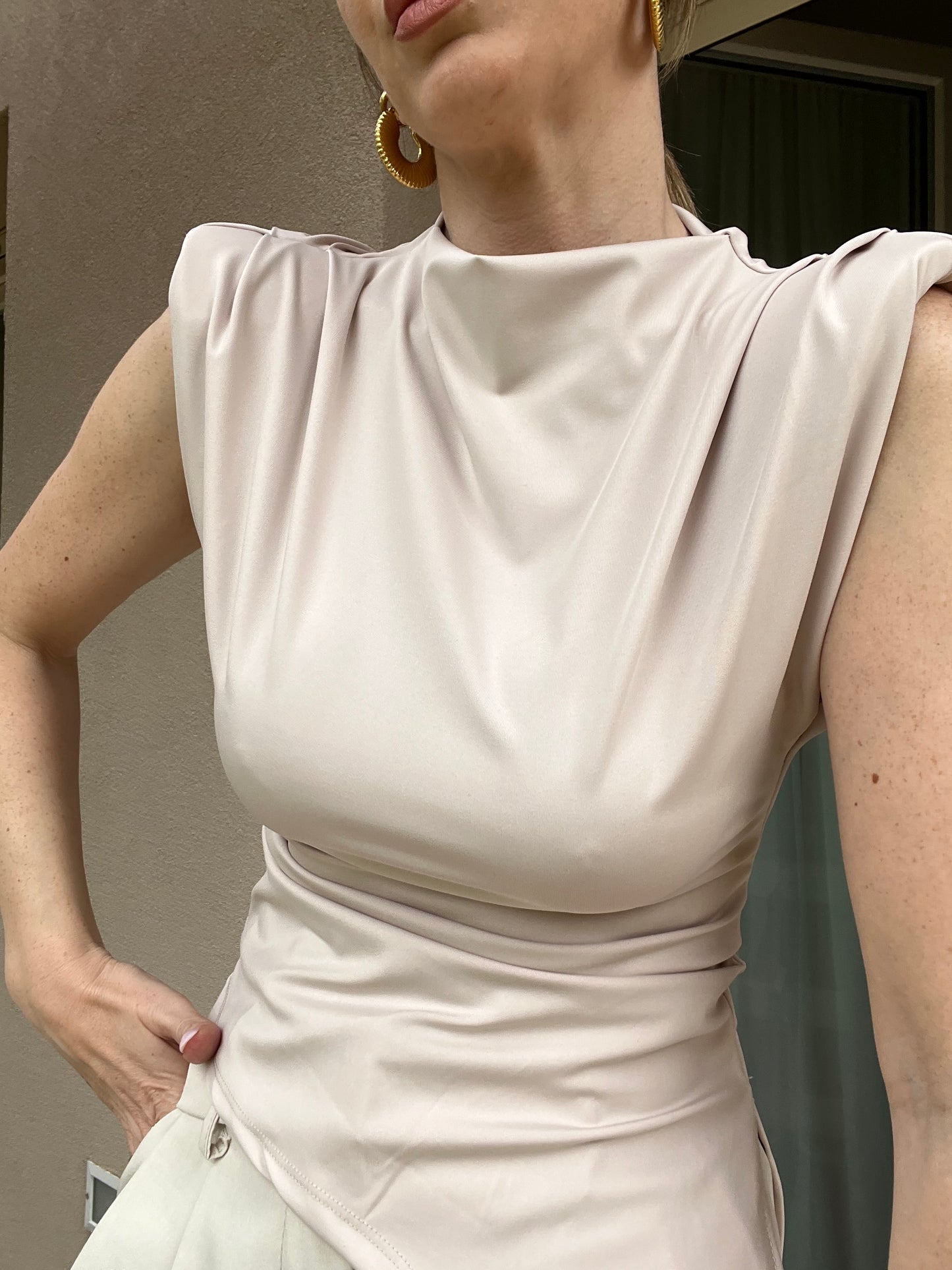 TOP ISABEL