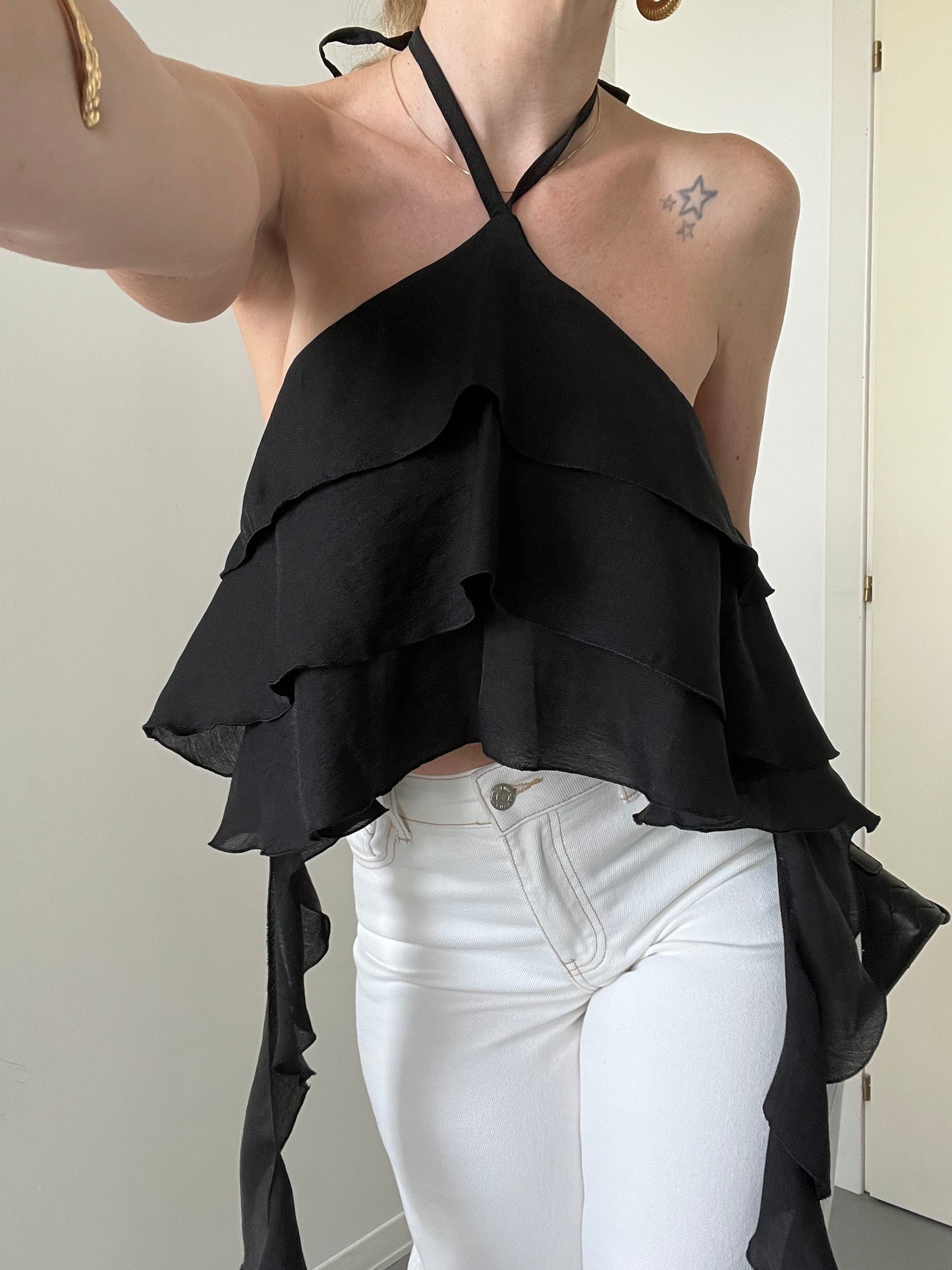 TOP NEREA VOLANT NOIR