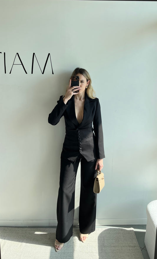 TAILLEUR BLACK COUTURE con CORSETTO