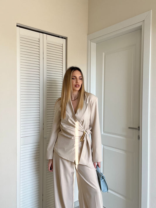 TAILLEUR BEIGE FIBBIA ORO